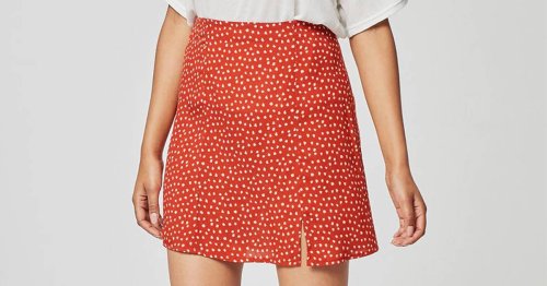 Faldas para bajitas que encontrarás en Bershka, El Corte Inglés,  Springfield | Flipboard