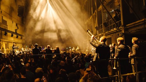 Beethoven’s Symphony No.5 fills nightclub in thrilling immersive orchestral experience