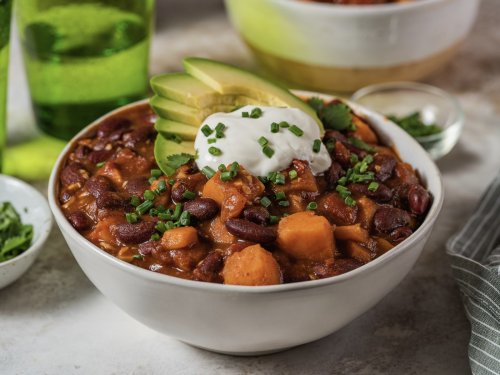 Is Chili Healthy? We Asked Experts To Weigh In.