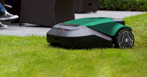 The Robomow RS630 Robotic Lawn Mower: Our 2022 Review
