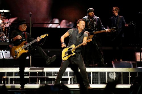 Bruce Springsteen and E Street Band to tour in US, Europe
