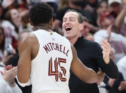 How Cavs’ showed they’re playing chess in Game 2 win over Heat: Ashley Bastock