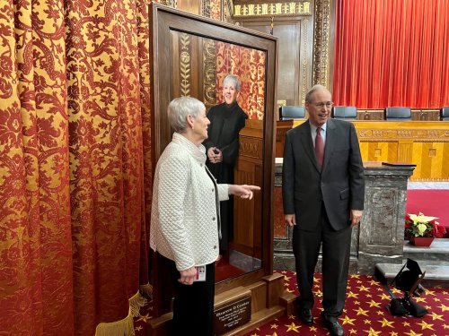 Ohio Supreme Court ousts former Chief Justice Maureen O’Connor’s portrait from Grand Concourse