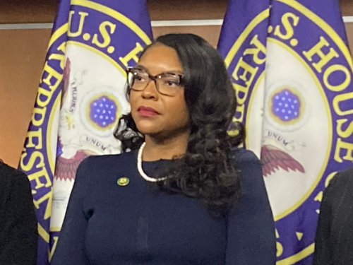 Rep. Emilia Sykes Asks Justice Department To Investigate Akron Police ...