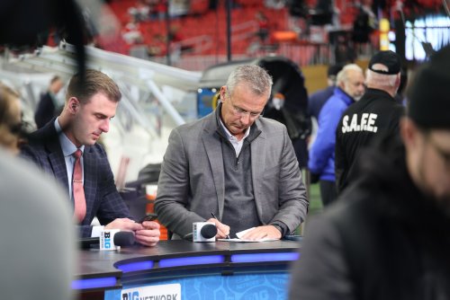 Urban Meyer says there’s a ‘once-in-a-lifetime’ player that should go No. 1 overall in NFL Draft: Buckeye Breakfast