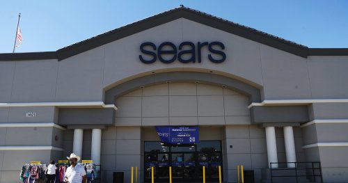 Fascinating Insight: Sears Has Revealed That Everyone Who Works At A Sears Was Born In The Sears And Lives In The Sears
