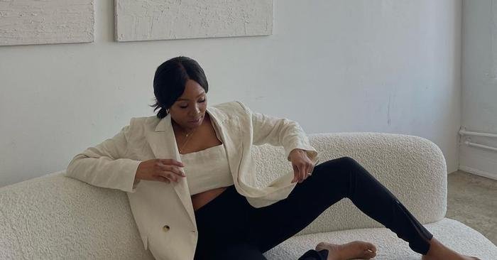 5 Things Our Editors Never Wear With Leggings, Plus 5 They Always Do