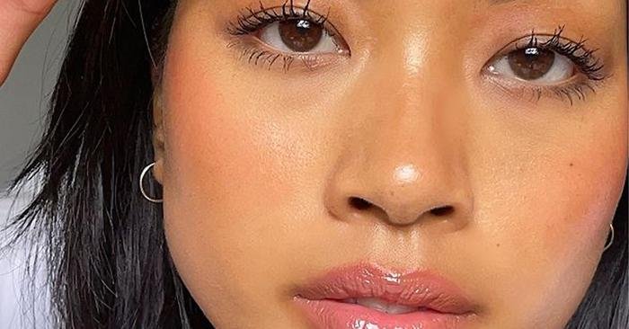7 TikTok-Famous Makeup Trends I'm Probably Too Old for But Still Want to Try