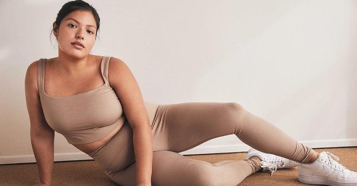 These Are the New Leggings You're About to See on So Many Fashion Girls