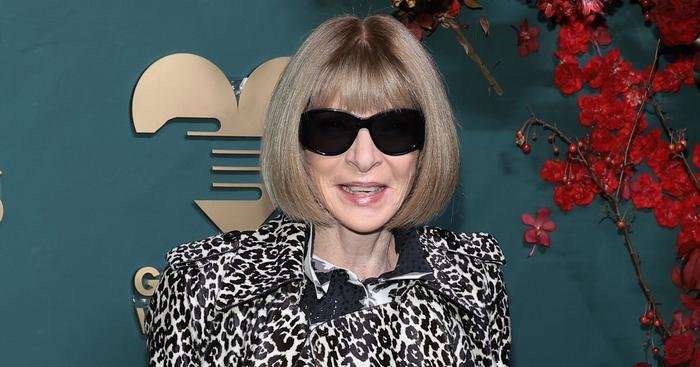 Anna Wintour Is a Fan of This Formerly Faux-Pas Styling Trick