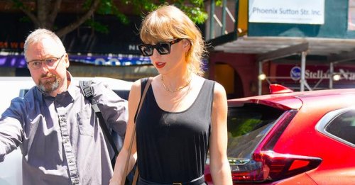 Taylor Swift Wore an Anti-Trend Dress with Simple Sandals