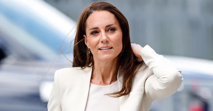 Kate Middleton Wore a Trendy Fall Color With Her Go-To Heel Style