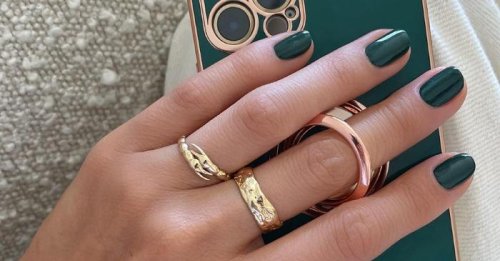 Blake Lively's Manicurist Says These Winter Nail Trends Will Dominate Our Feeds
