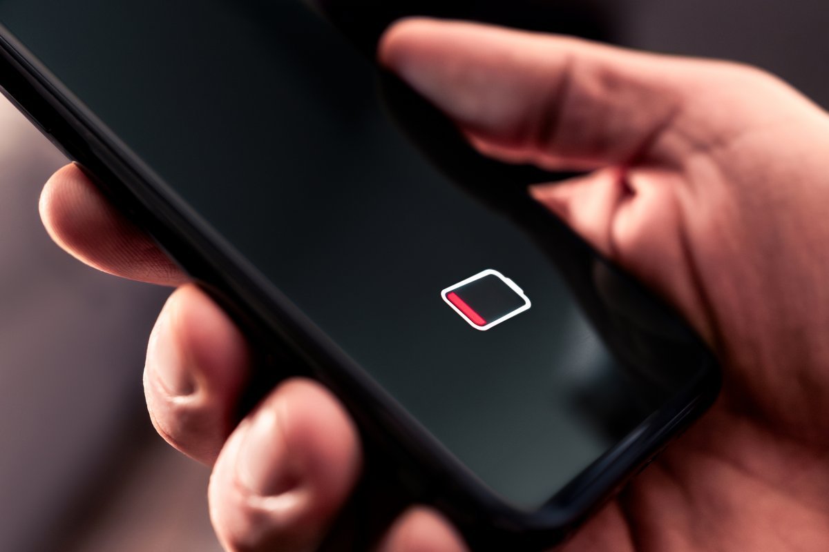 Experte: Handy-Aus bei Blackout ist "belastender Angriff"