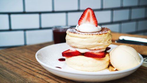 Japanese souffle pancakes are everywhere—here's how to make them