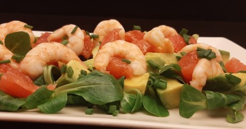 Salade de crevettes, avocat et pamplemousse rose - Recette par The Best Recipes