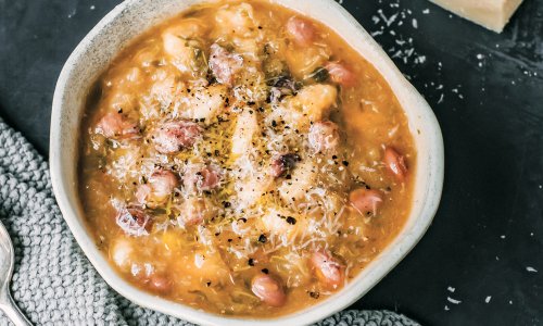 For A Warming Winter Meal, Try This Healthy Pasta e Fagioli