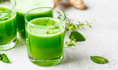 Start Your Morning With This Hydrating & Digestion-Supporting Green Drink
