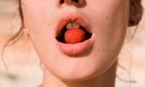 7 Clitoral Suction Toys That Simulate Oral Sex Pretty Damn Well