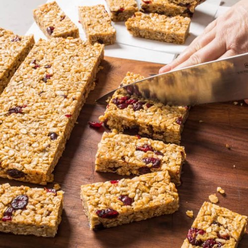 Chewy Granola Bars with Walnuts and Cranberries