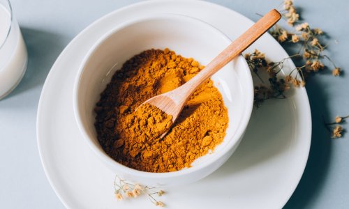 Why We All Need Epigenetic Adaptogens, According To A Functional Medicine Expert