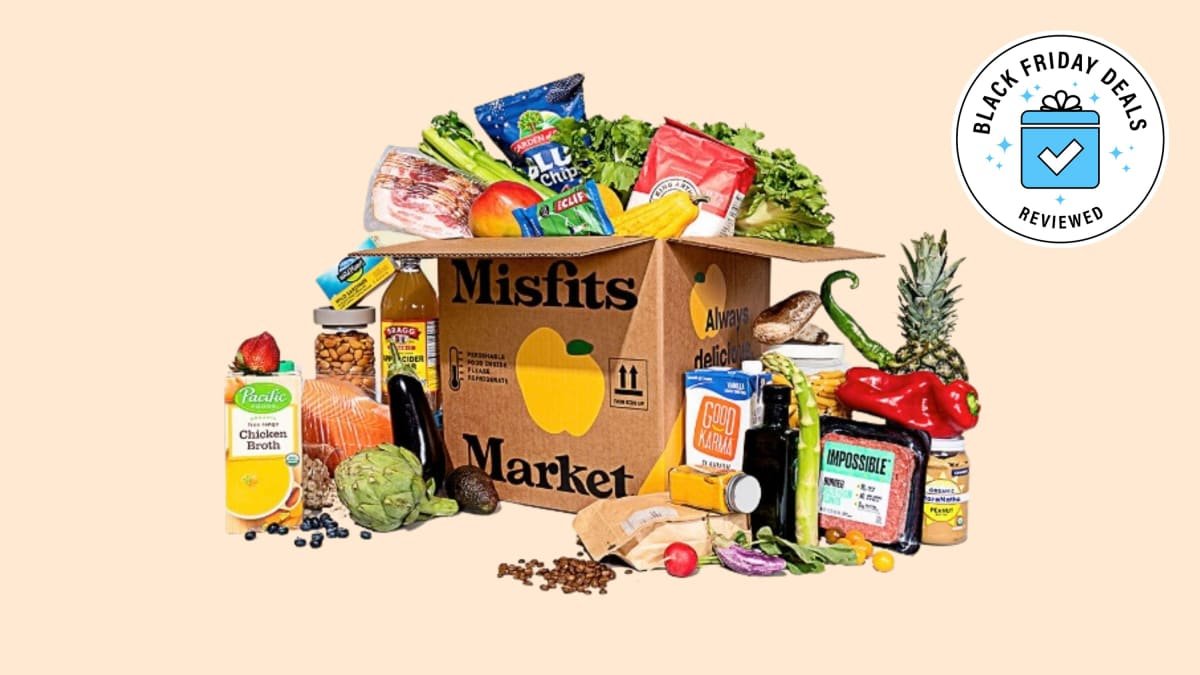 Misfits Market is offering Black Friday savings on produce deliveries