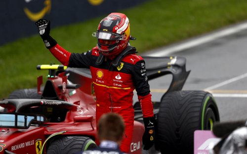 Ferrari cambia il telaio di Sainz dopo aver rilevato un problema - ClubAlfa.it
