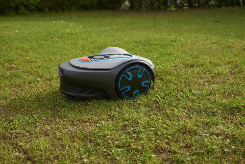 Le robot tondeuse Gardena Sileno Minimi 500 est à prix SENSATIONNEL chez Cdiscount !