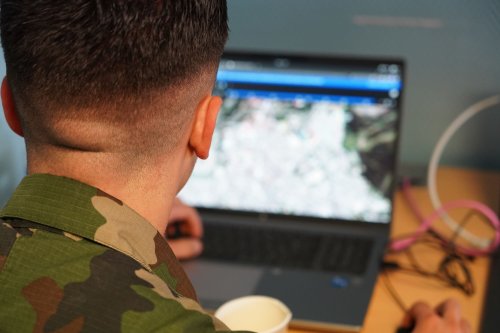 Les soldats cyber français démasquent un faux document qui devait semer le chaos au Niger en moins de 24 heures