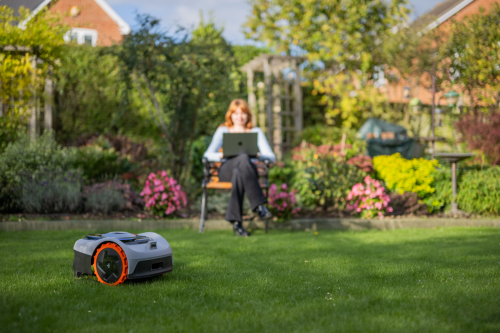 Segway bouscule le marché du jardin avec un robot tondeuse sans câble périphérique à moins de 1000€