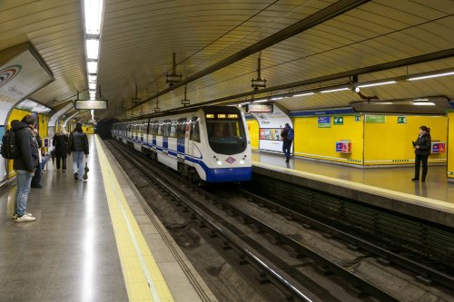 Panne : l'Espagne et le Portugal en plein black-out à cause d'un "phénomène météorologique rare" ?