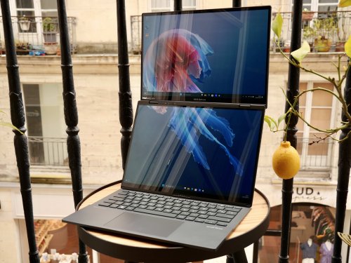 Test ASUS Zenbook Duo 2024 : deux écrans OLED pour une productivité décuplée ?