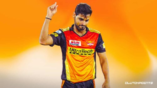 Bhuvneshwar Kumar is the First Man to Achieve This Feat in IPL