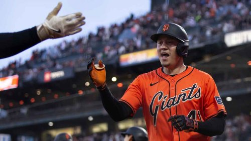 Wilmer Flores ties Aaron Judge for RBI leader in huge night vs. Athletics