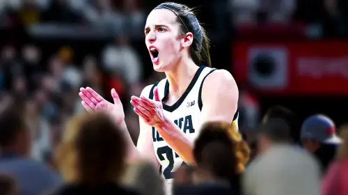 Caitlin Clark's wild triple-double in Iowa's blowout of Minnesota blowout has fans losing their minds