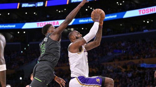 Lakers star LeBron James' expression during Anthony Edwards poster goes viral