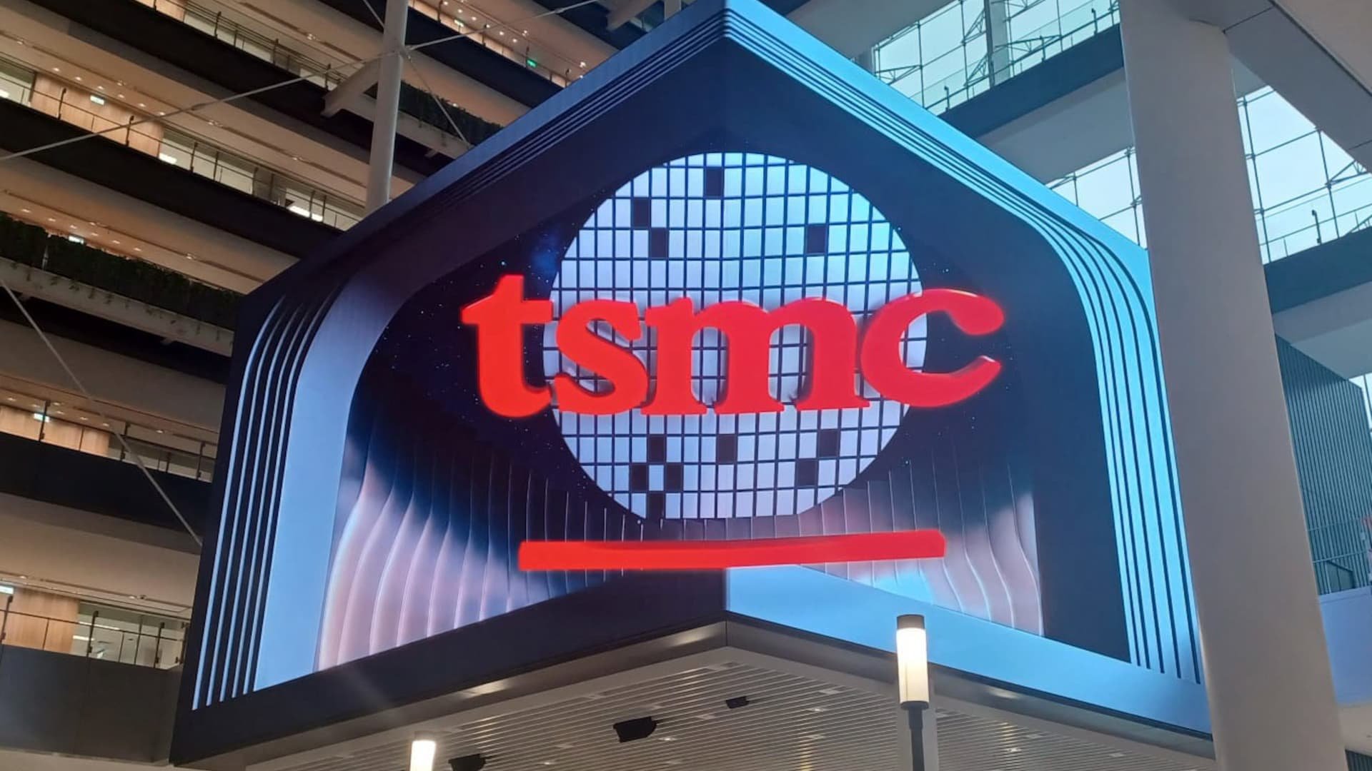 TSMC beats first-quarter revenue and profit expectations on strong AI chip demand