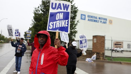 GM reaches tentative deal with UAW, ending strikes at Detroit automakers after six weeks