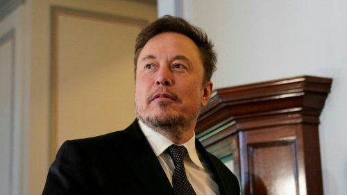 Elon Musk says Twitter, now X, is moving to monthly subscription fees and has 550 million users - Vimarsana News