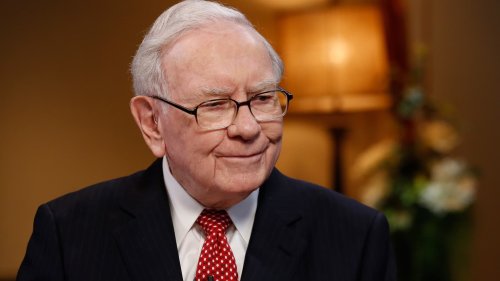 This was Warren Buffett's 'simple rule' for investing during the financial crisis — and you can still use it today