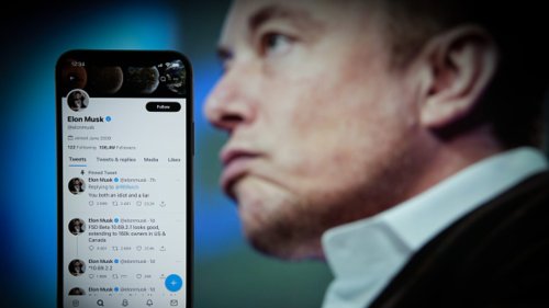 Twitter shares surge 22% after Elon Musk revives deal to buy company at original price