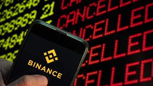 Binance paused bitcoin withdrawals for several hours Monday due to a 'stuck transaction'