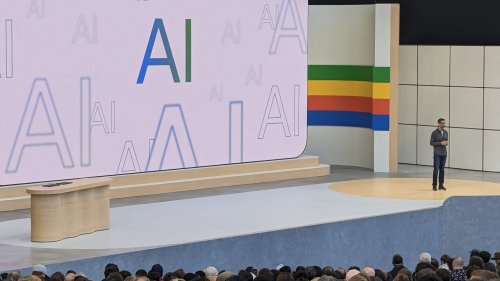 Why Alphabet has an advantage in the AI race