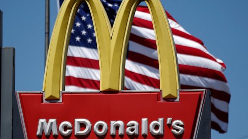 McDonald's announces plans to hire 375,000 workers with Trump Labor secretary
