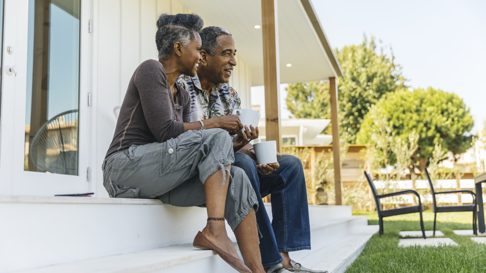 Nearly 7 in 10 Americans want to live to 100, study finds. Here’s how retirement is changing