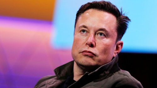 Tesla could see shares reverse in fourth quarter, says major bear who has a $300 target on the stock