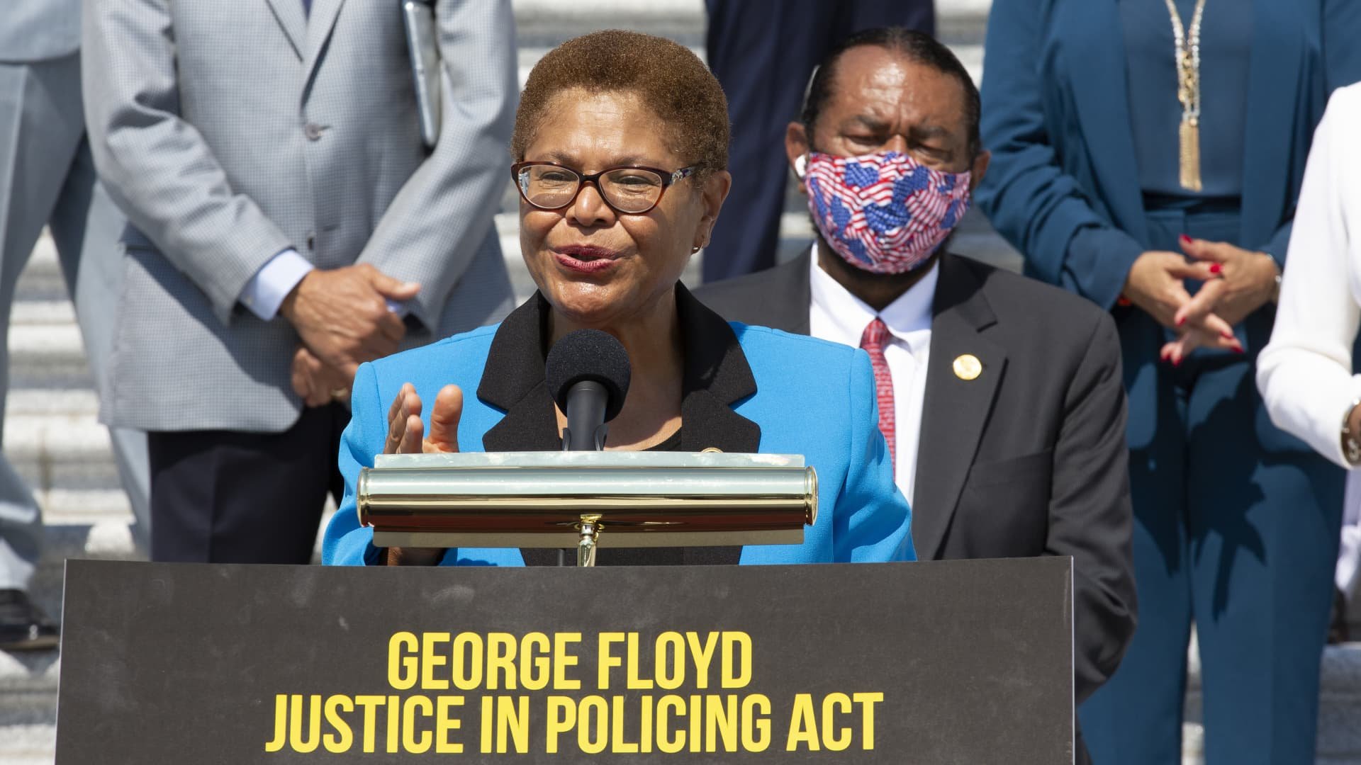 Bipartisan group to hold police reform talks as George Floyd Act stalls in Senate