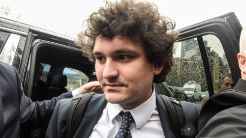 SBF sentencing live updates: FTX founder says he made 'selfish decisions' at failed crypto exchange