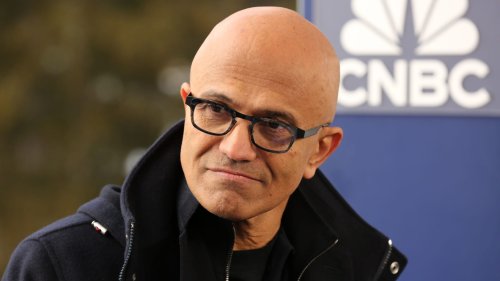 Microsoft shares slip on weak quarterly revenue guidance