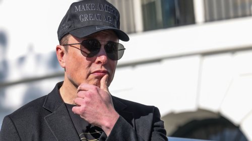 Elon Musk's SpaceX, Tesla lobby Trump trade representative on tariffs